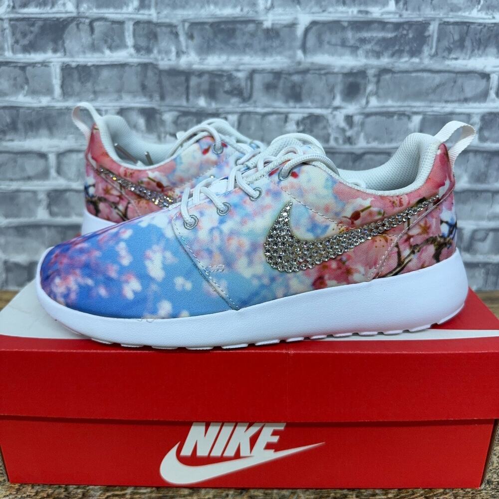Nike Roshe One Cherry Blossom Bling Swarovski Custom 819960-100 Women Size 6 New